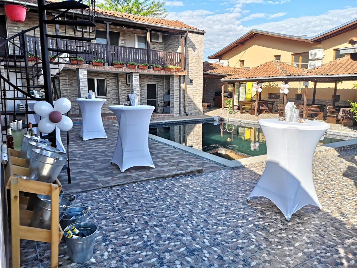 Bali Petrich Hotel Bagian luar foto